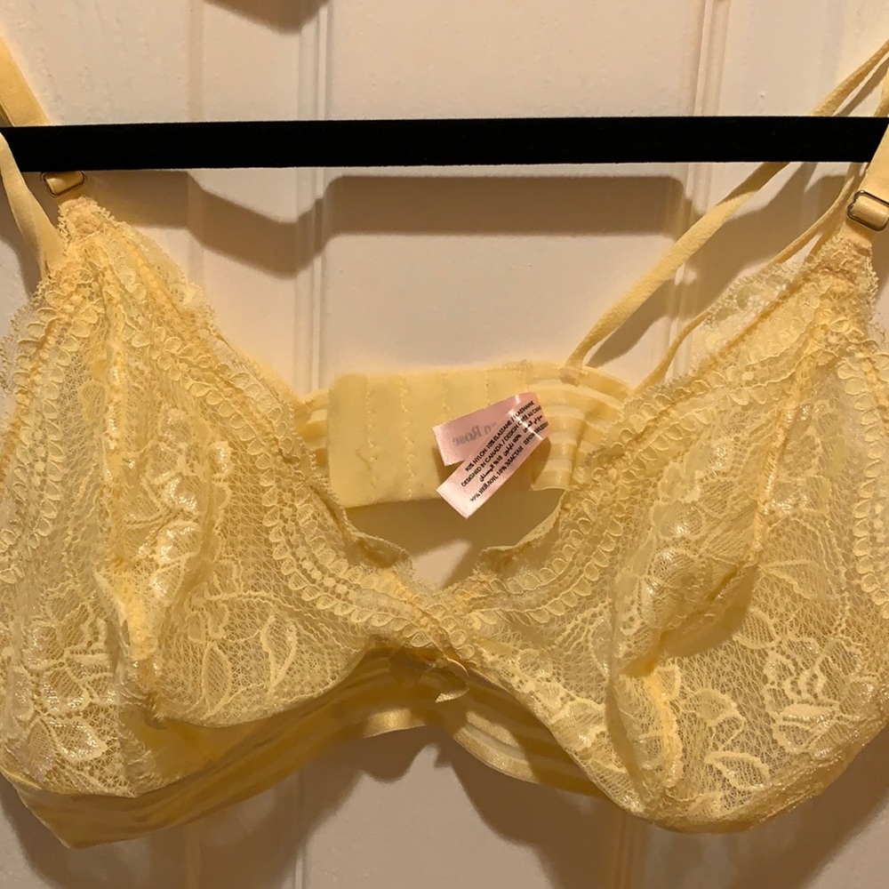 Pretty unlined bra